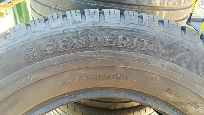 Гуми Зимни 215/75R16, снимка 5 - Гуми и джанти - 25562879