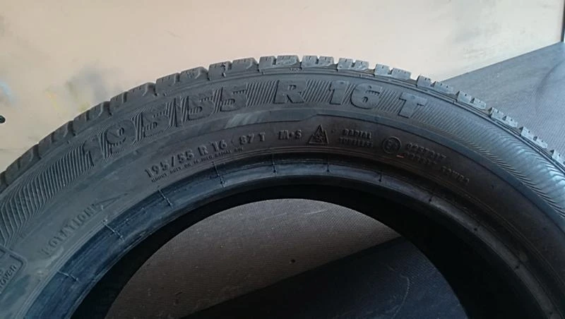 Гуми Зимни 195/55R16, снимка 9 - Гуми и джанти - 25566300