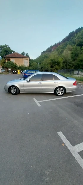 Обява за продажба на Mercedes-Benz E 260 2600 ~7 500 лв. - изображение 6
