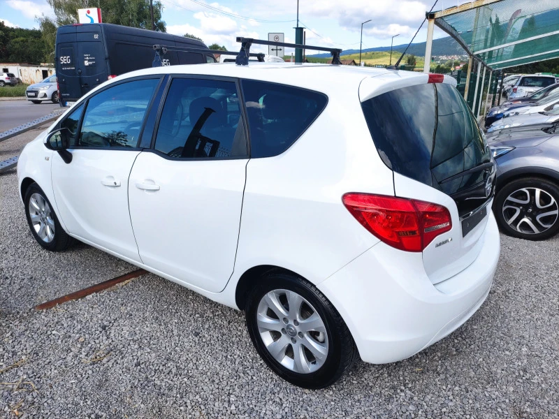 Opel Meriva, снимка 2 - Автомобили и джипове - 46104041