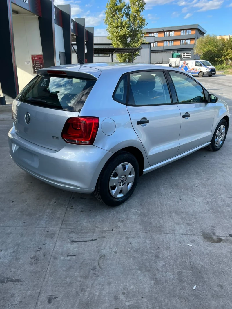 VW Polo, снимка 11 - Автомобили и джипове - 47499993