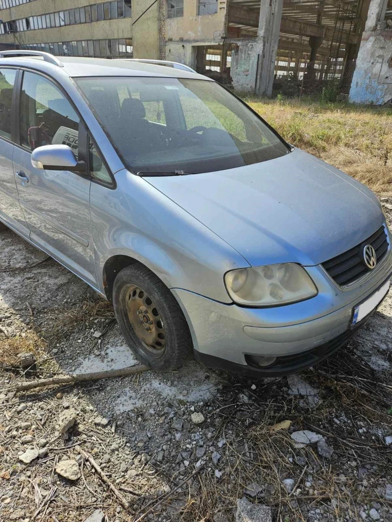 VW Touran, снимка 2 - Автомобили и джипове - 47605031