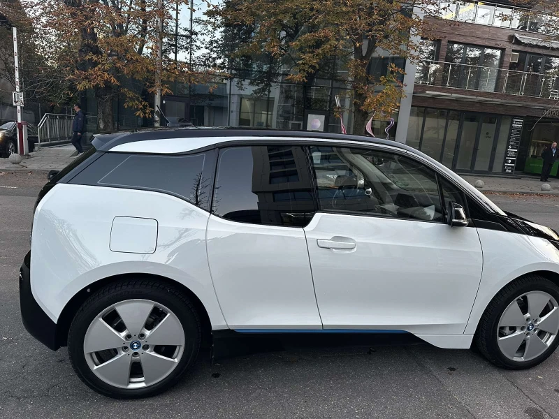 BMW i3, снимка 2 - Автомобили и джипове - 47761794