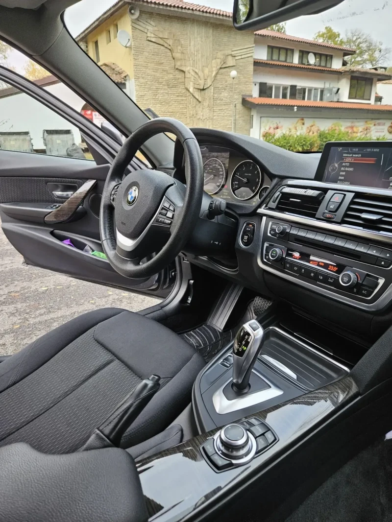 BMW 320 F31, снимка 11 - Автомобили и джипове - 47991249