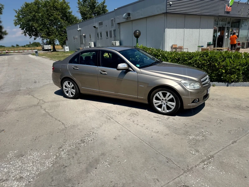 Mercedes-Benz C 200, снимка 2 - Автомобили и джипове - 51074489