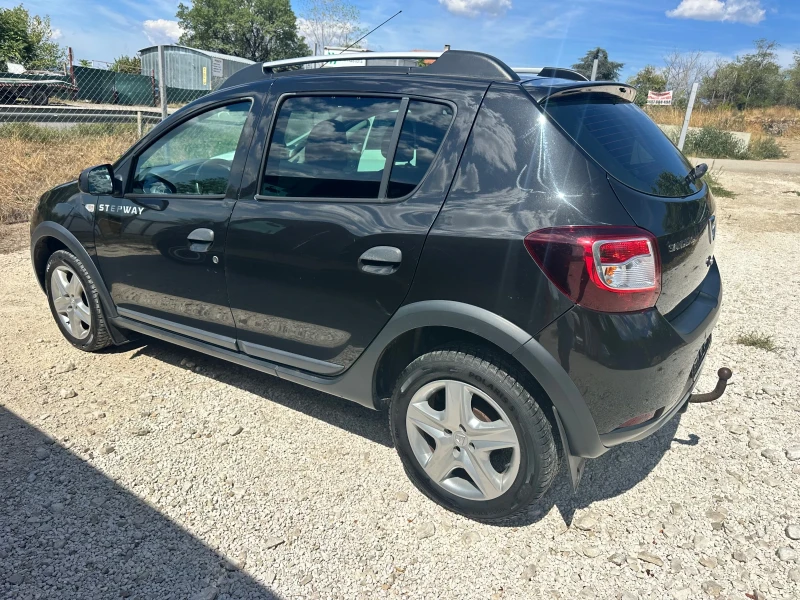 Dacia Sandero Stepway, снимка 3 - Автомобили и джипове - 52596213