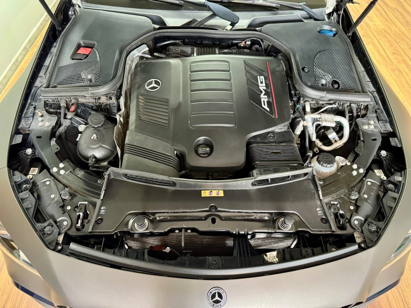 Mercedes-Benz AMG GT 43 4matic+ , снимка 16 - Автомобили и джипове - 52295186