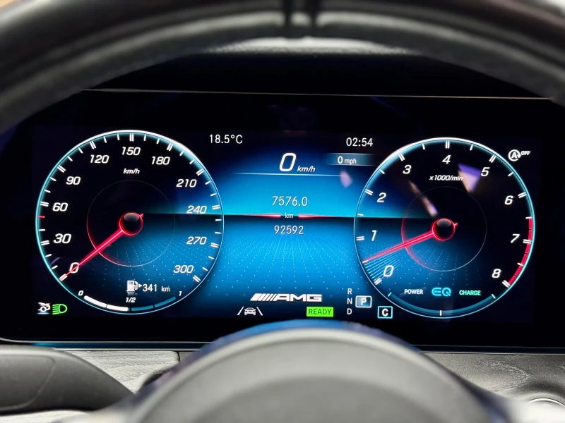 Mercedes-Benz AMG GT 43 4matic+ , снимка 10 - Автомобили и джипове - 52295186