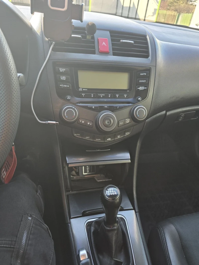 Honda Accord, снимка 5 - Автомобили и джипове - 52376083