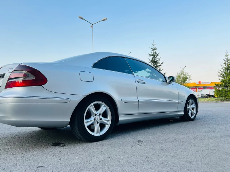 Mercedes-Benz CLK 270 CDI Ръчка , снимка 3 - Автомобили и джипове - 52639904