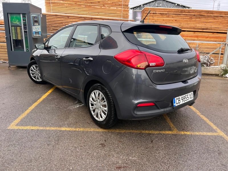 Kia Ceed 1.4i / 100hp / 6 ск. / AUX / клима / мулти / USB, снимка 4 - Автомобили и джипове - 52906668
