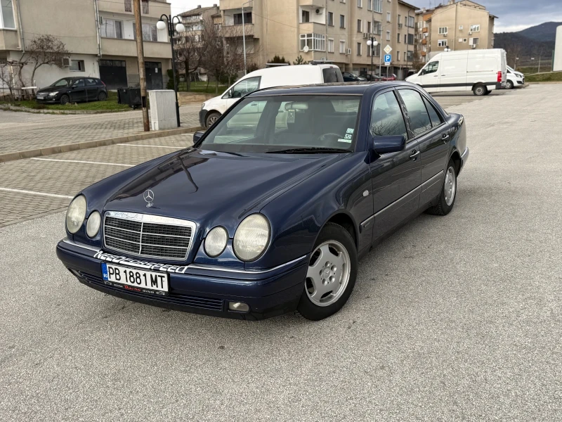 Mercedes-Benz E 200 ГАЗ/БЕНЗИН* КЛИМАТРОНИК, снимка 3 - Автомобили и джипове - 53095846