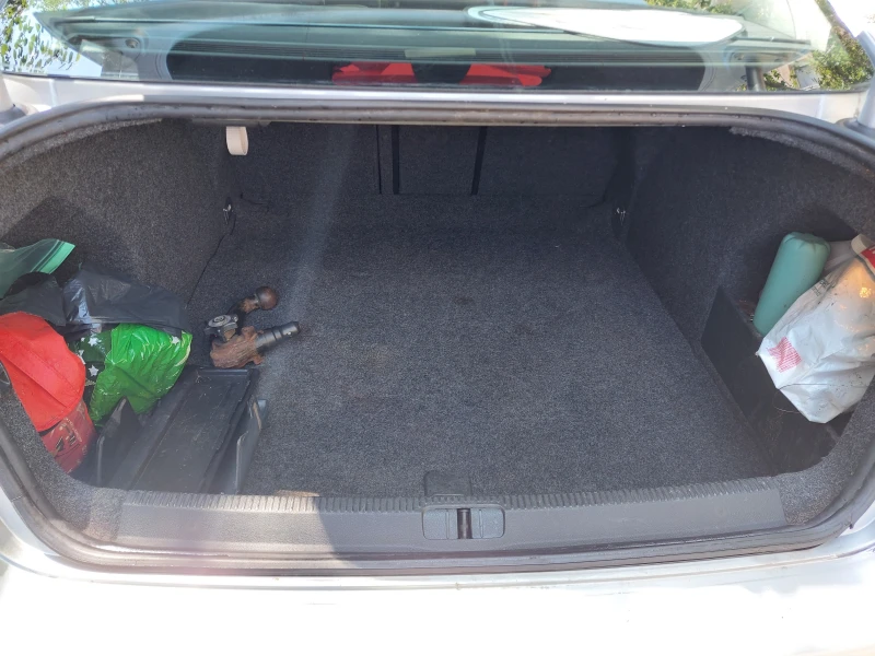 VW Passat 2.0 FSI, снимка 11 - Автомобили и джипове - 53403290