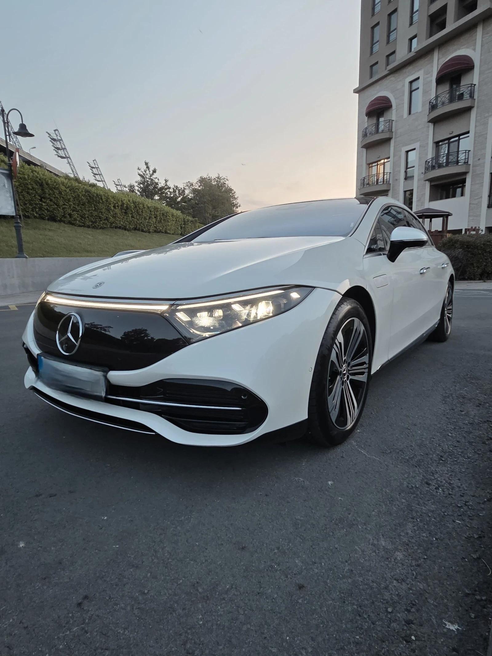 Mercedes-Benz EQS 450+ НОВ ВНОС ГЕРМАНИЯ В ГАРАНЦИЯ, снимка 1