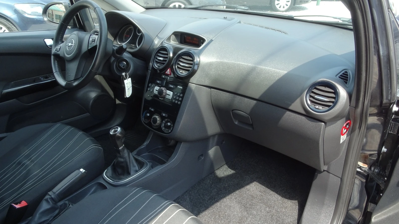 Opel Corsa 1.3CDTI-Euro 5A-COSMO - изображение 8