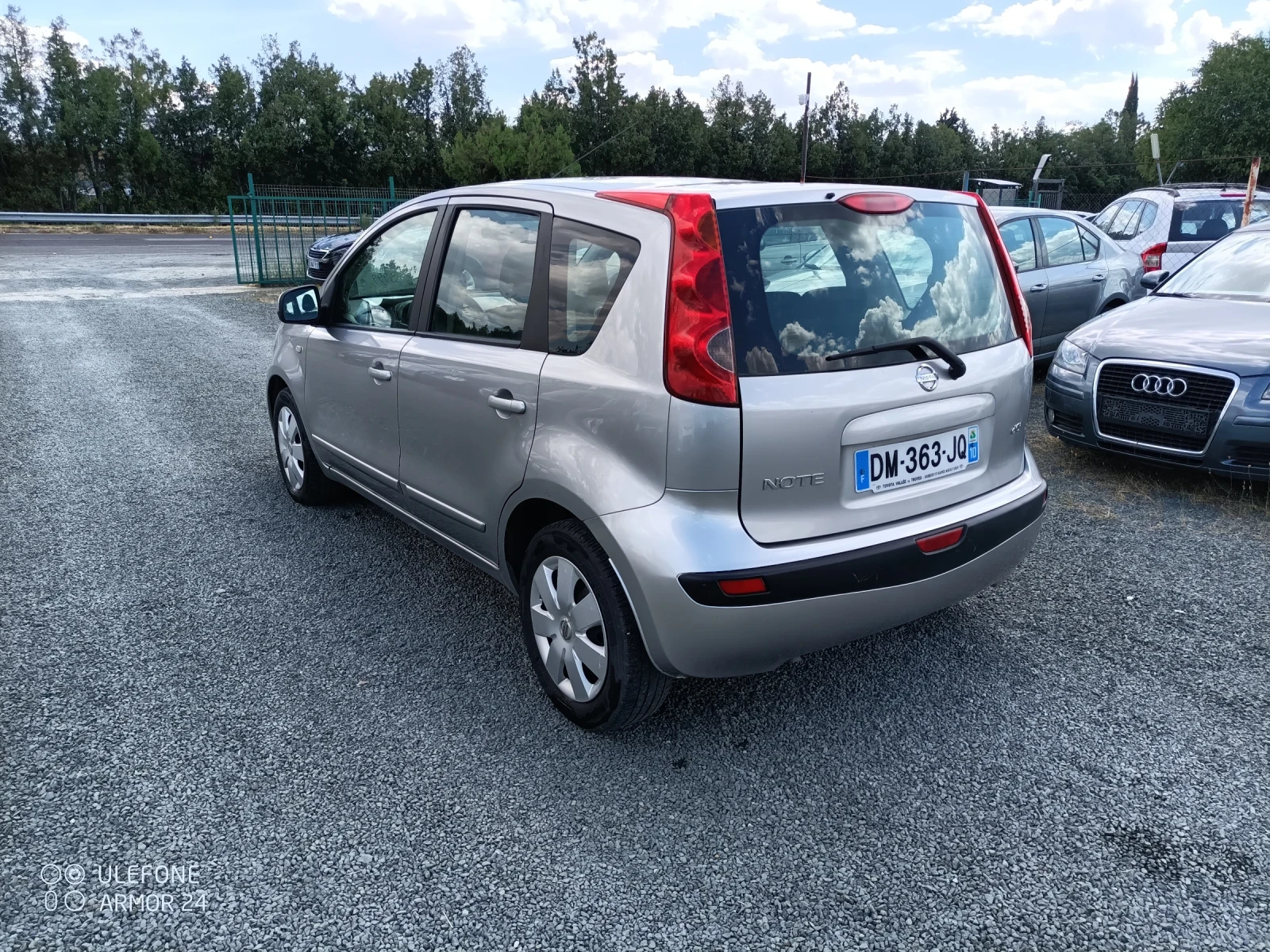 Nissan Note 1.5 д - изображение 4