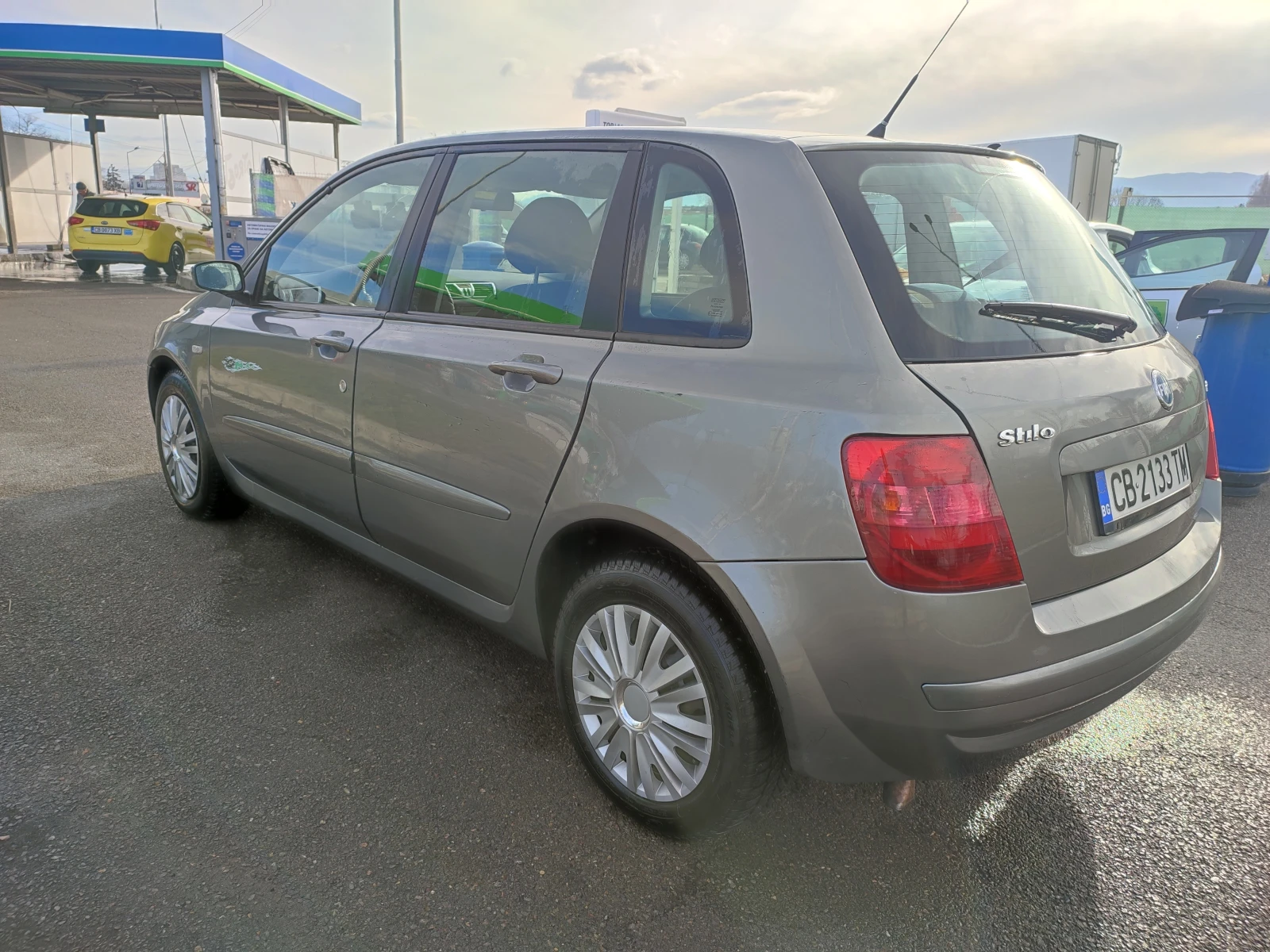 Fiat Stilo 1.9 JTD/120к. - изображение 7