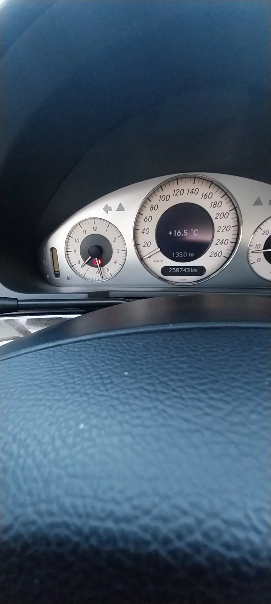 Mercedes-Benz E 260 2600 | Mobile.bg   17