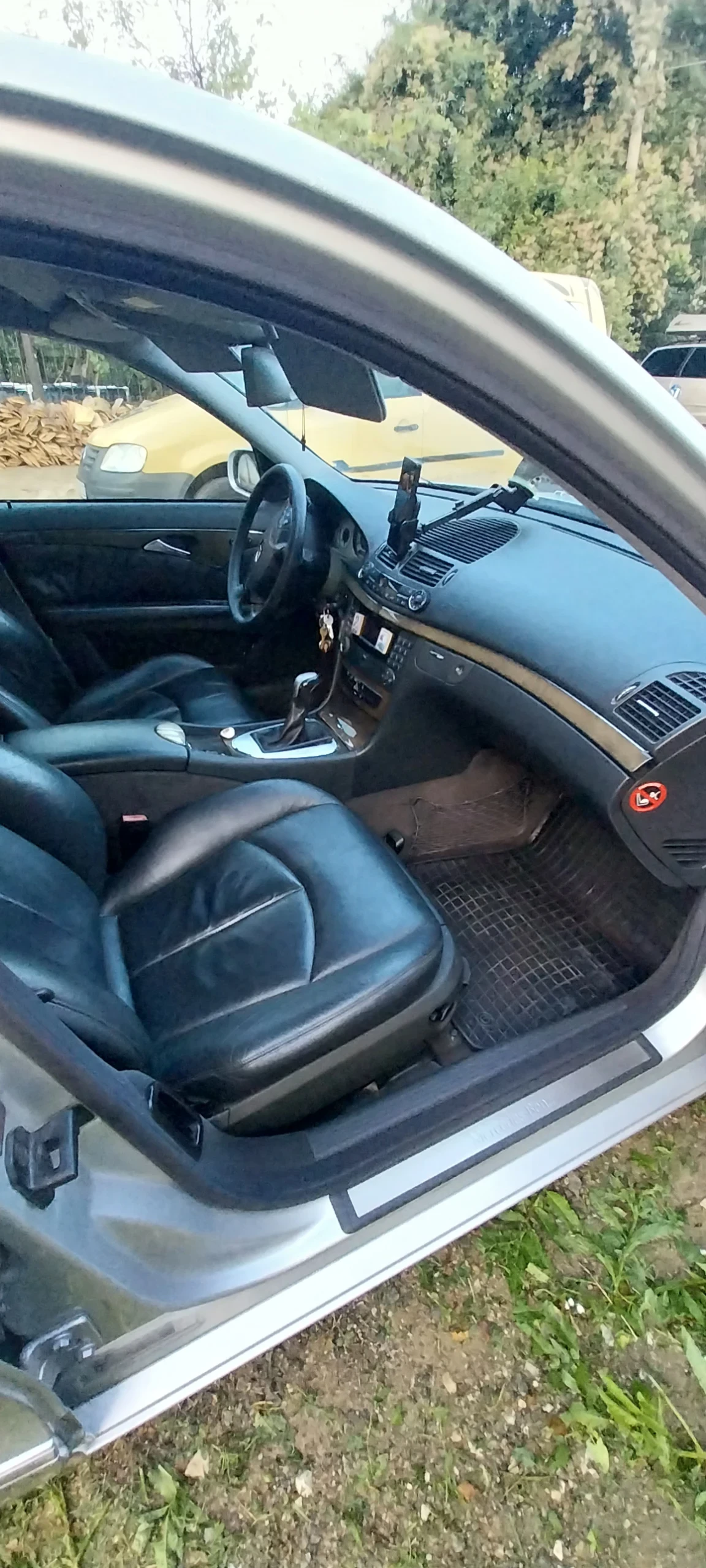Mercedes-Benz E 260 2600 - изображение 8