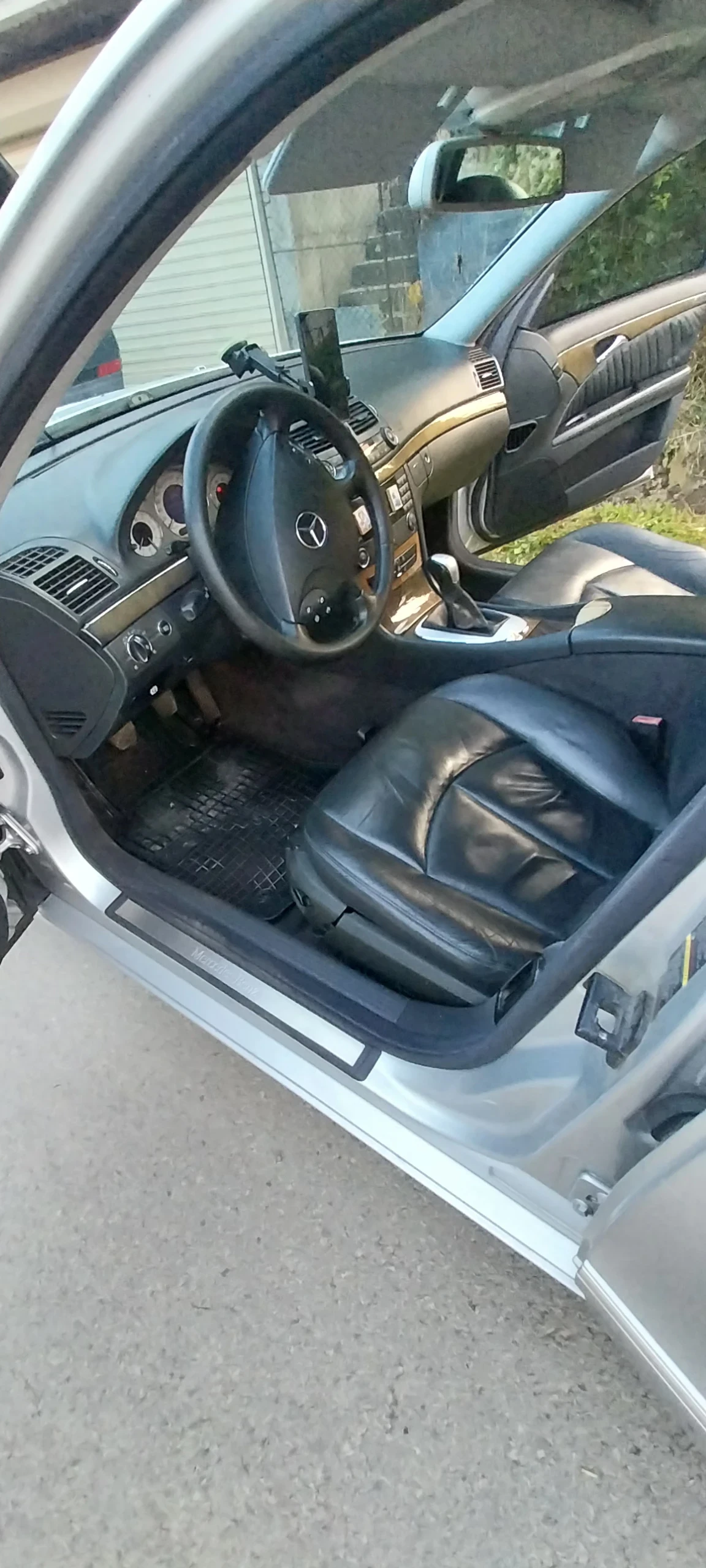 Mercedes-Benz E 260 2600 | Mobile.bg   11