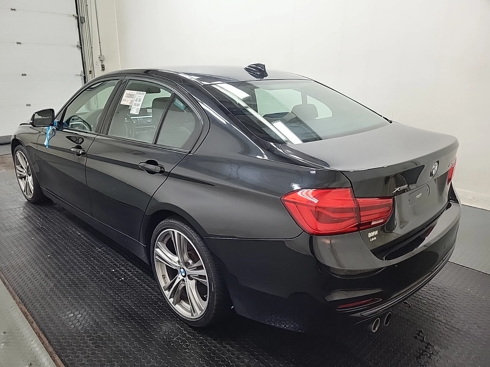 BMW 330 I xDrive* ЦЕНА ДО БЪЛГАРИЯ* (CARFAX) - изображение 5