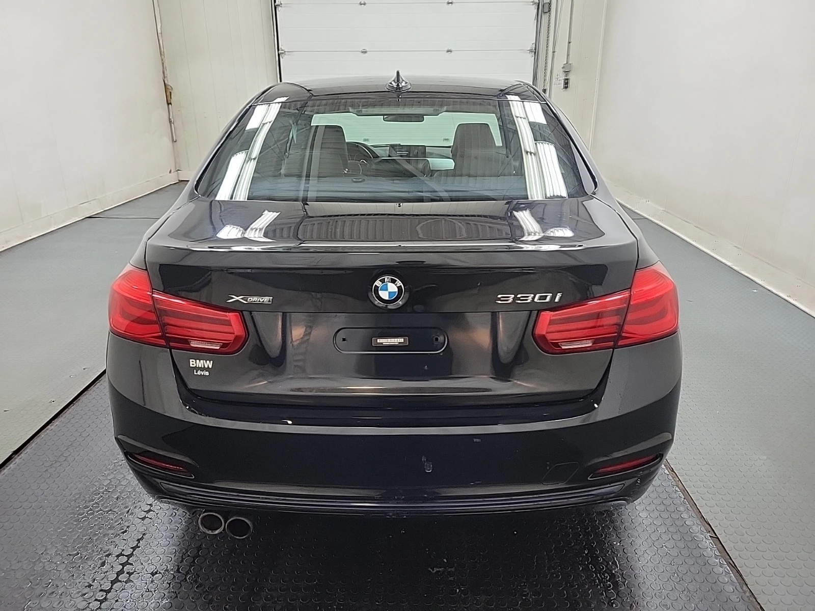 BMW 330 I xDrive* ЦЕНА ДО БЪЛГАРИЯ* (CARFAX) - изображение 7
