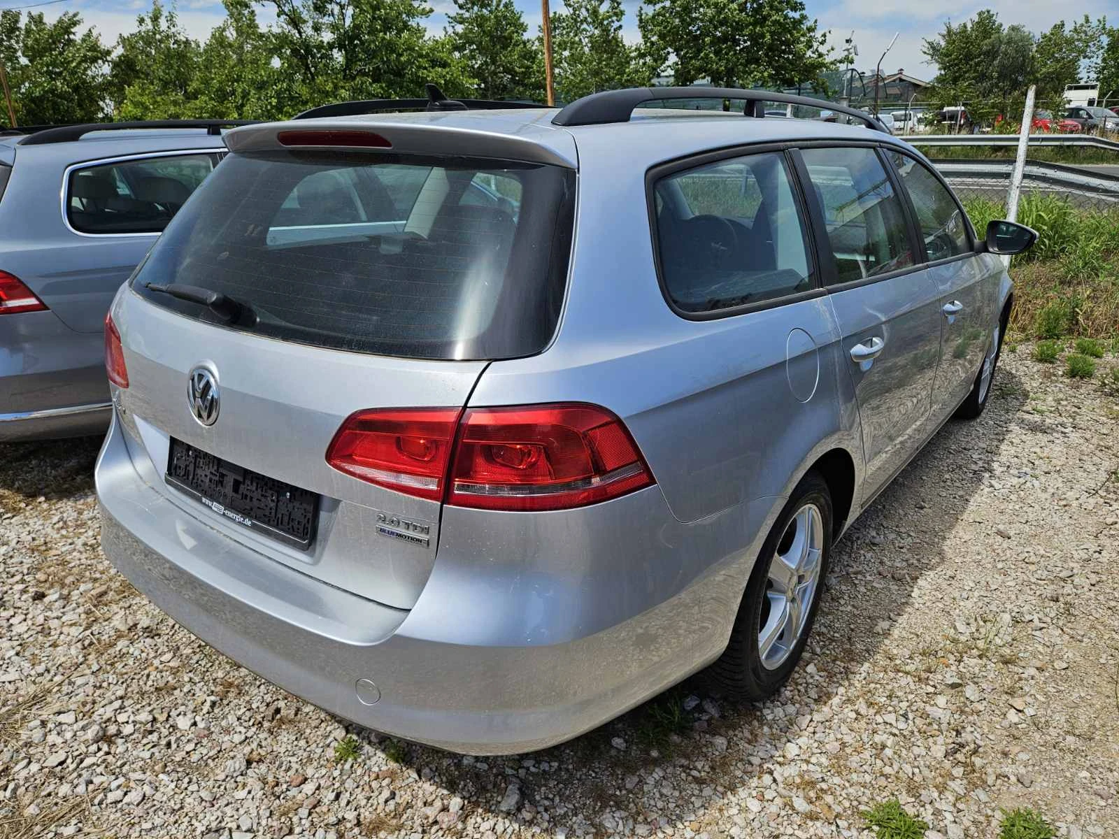 VW Passat  - изображение 4