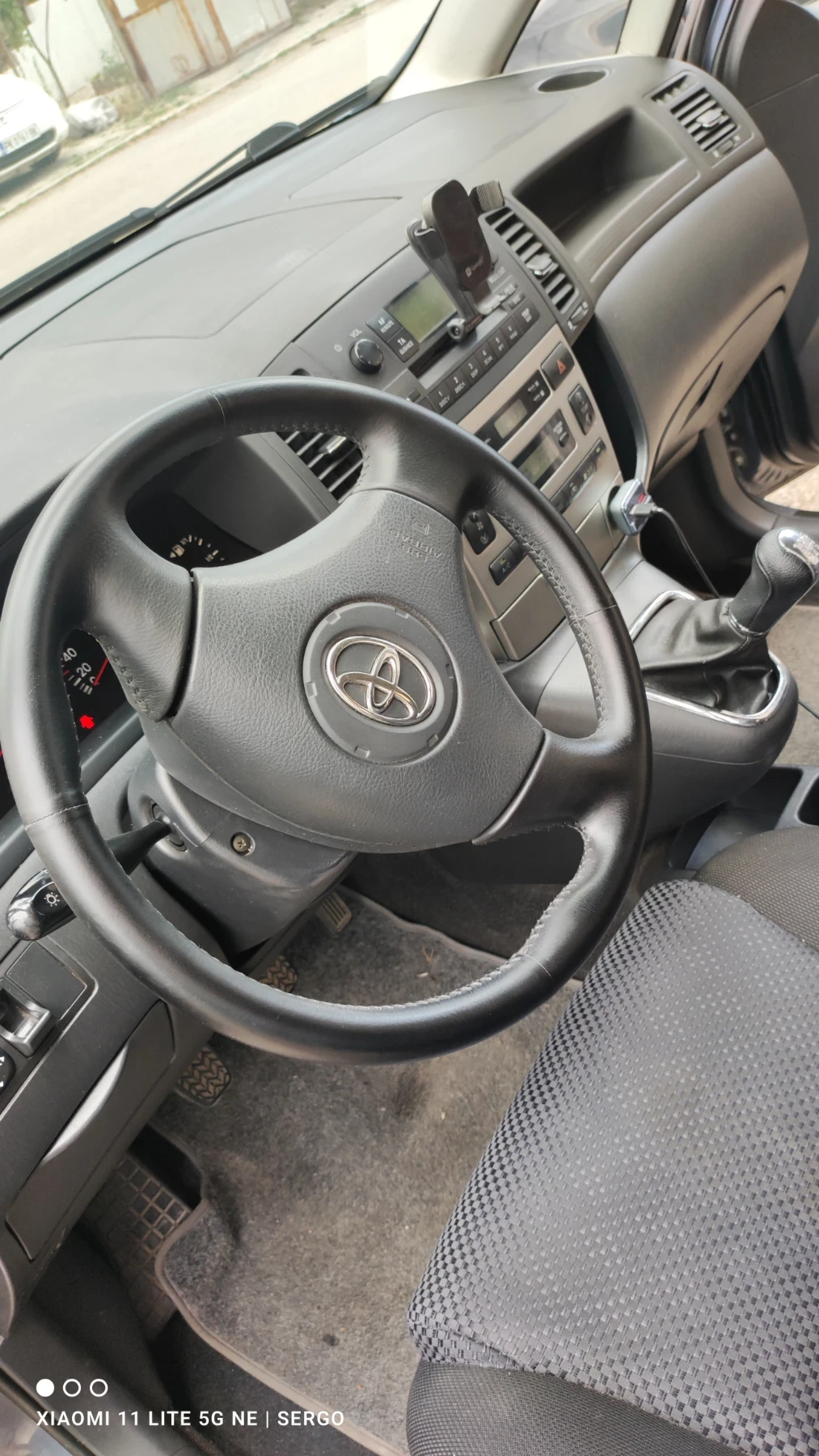 Toyota Corolla verso  - изображение 3