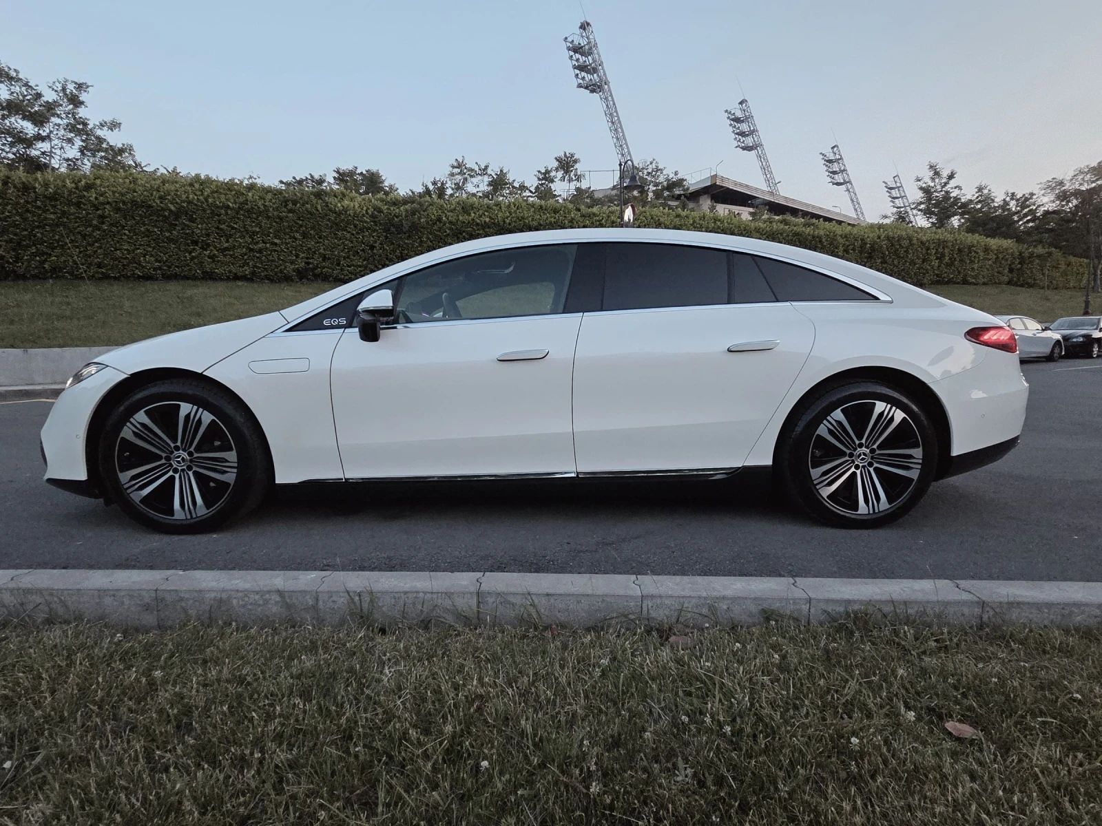 Mercedes-Benz EQS 450+ НОВ ВНОС ГЕРМАНИЯ В ГАРАНЦИЯ - изображение 4