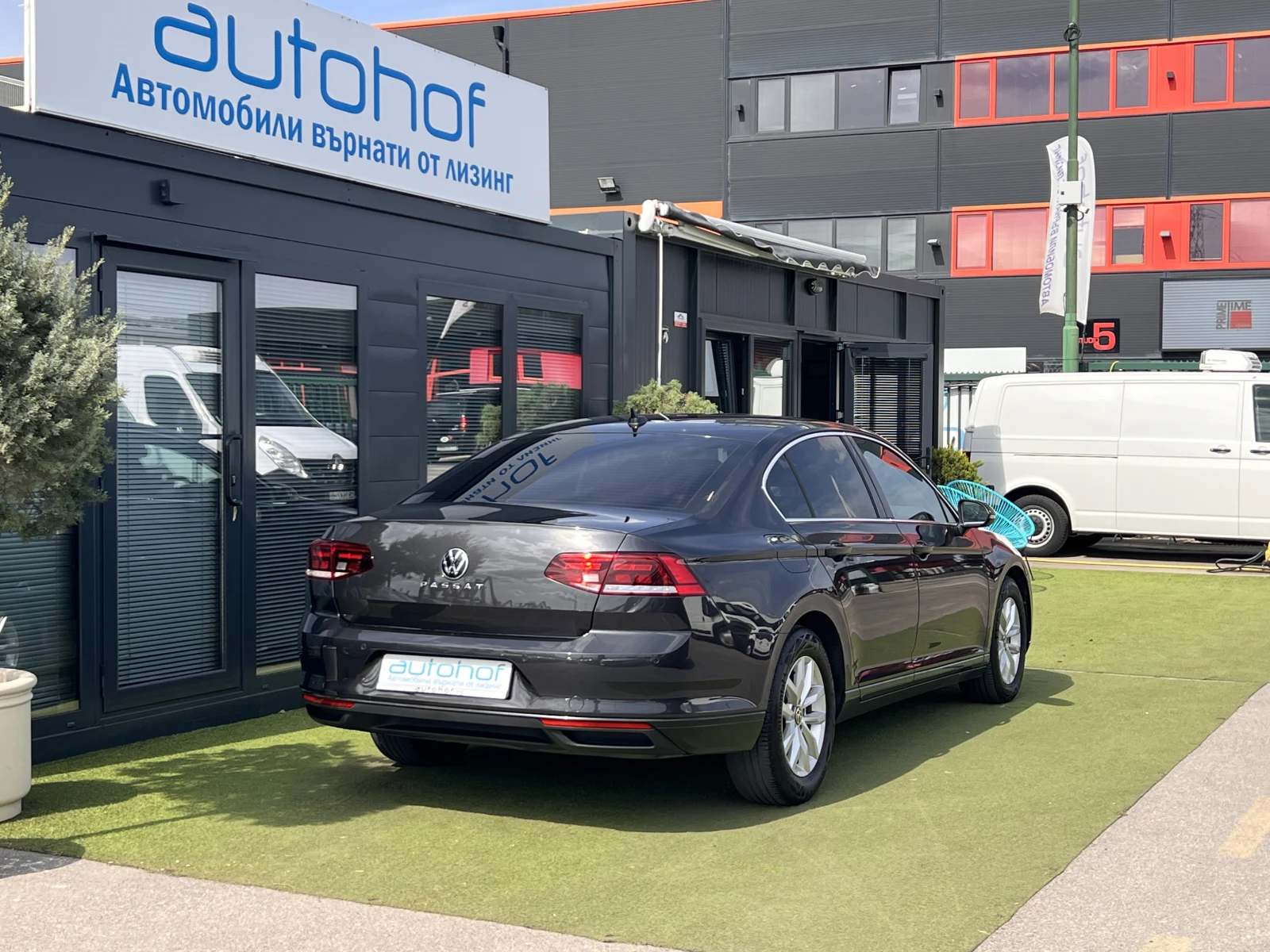 VW Passat BUSINESS/2.0TDI/150k.c./7-DSG/ГАРАНЦИЯ - изображение 4