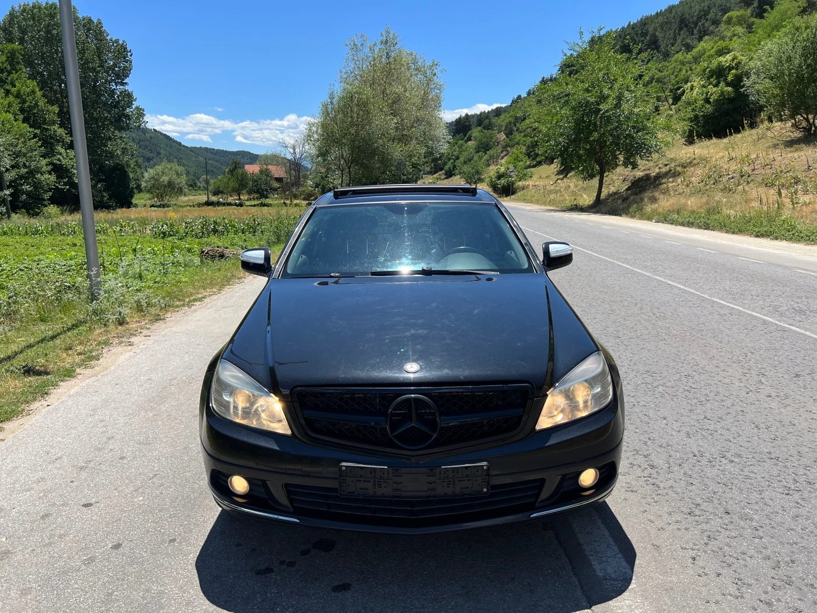 Mercedes-Benz C 320 Кожа* Нави* Панорама* АМГ джанти* Подгрев* Холанди - изображение 2