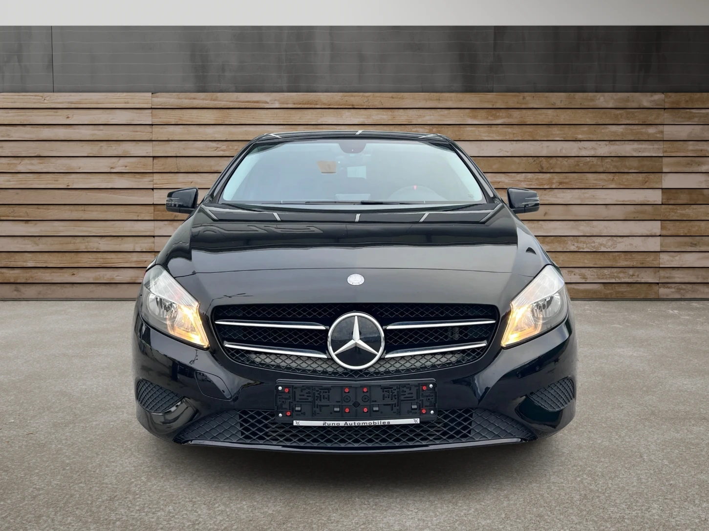 Mercedes-Benz A 180 d AMG ПРОЧЕТИ ОПИСАНИЕТО - изображение 2