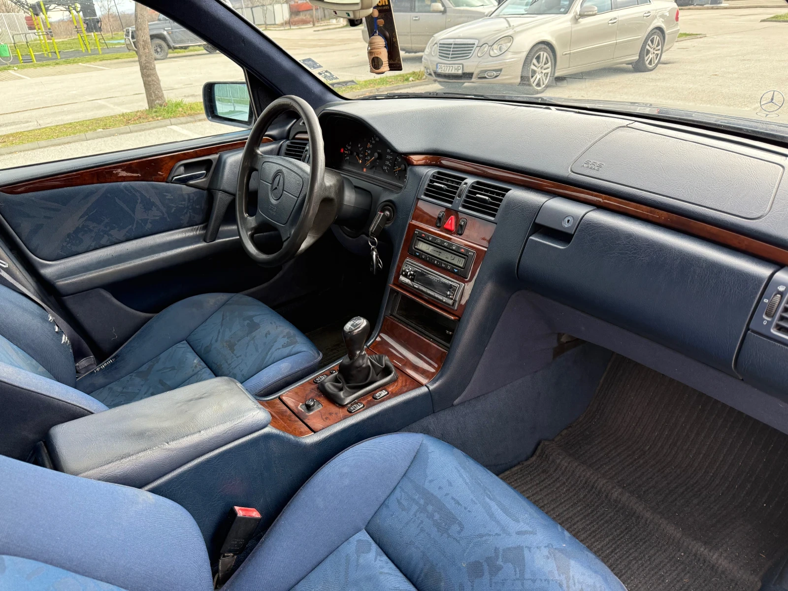 Mercedes-Benz E 200 ���/������* ����������� | Mobile.bg � ����������� 10