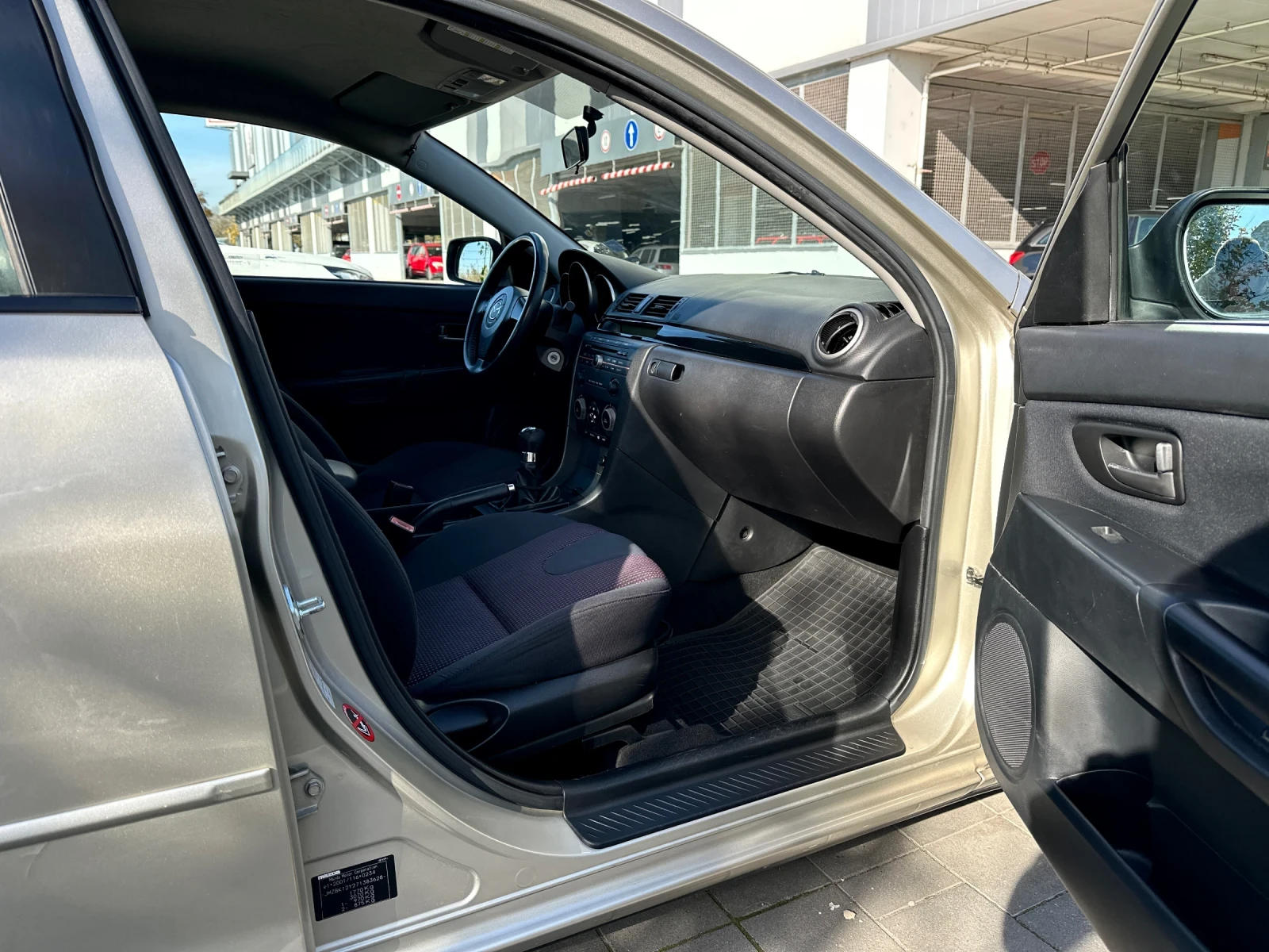 Mazda 3 | Mobile.bg � ����������� 13