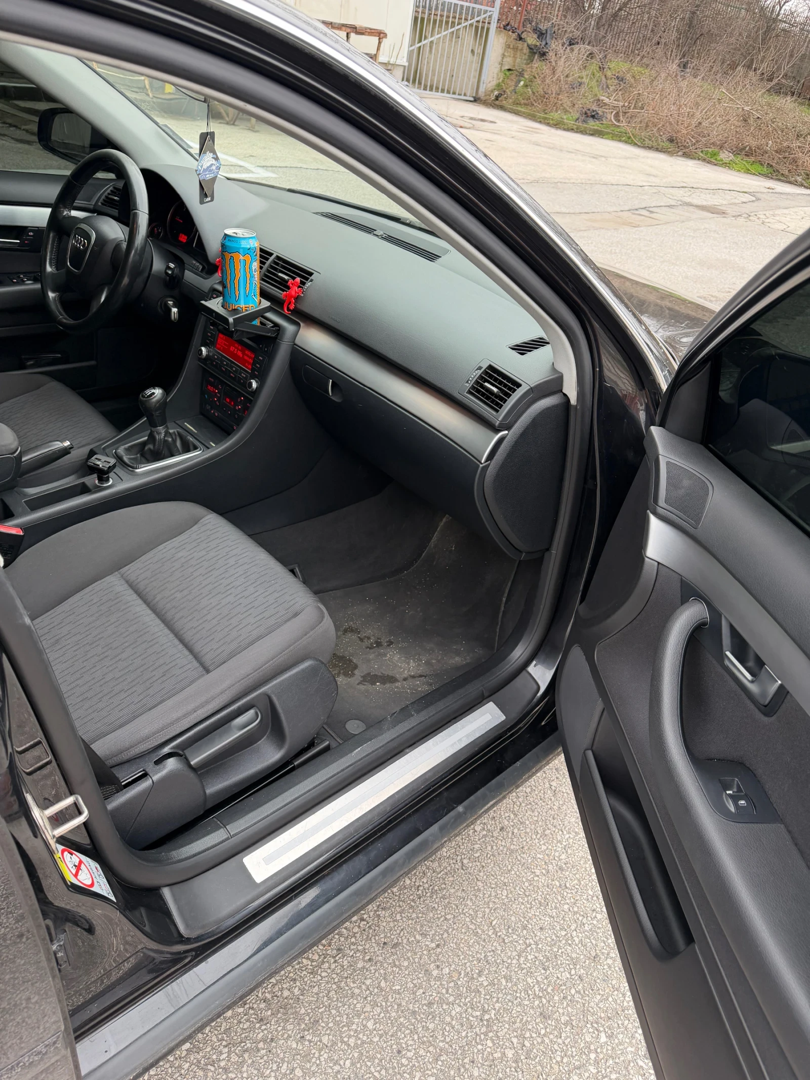 Audi A4  - изображение 5