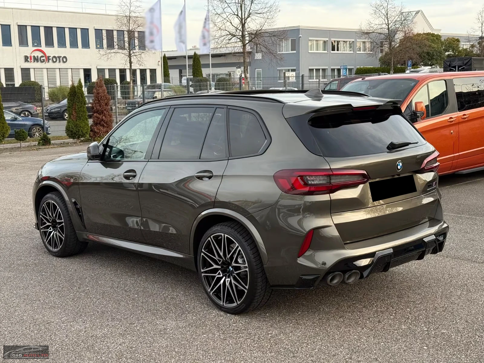 BMW X5M COMPETITION/AKRAPOVIC/CARB/B&W/LASER/PANO/360/960v - изображение 4
