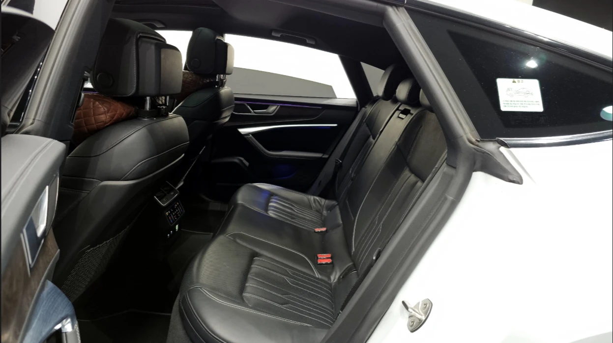 Audi A7 RS7 ПАКЕТ/ОБДУХВАНЕ/360 КАМЕРИ/МАСАЖ/BANG & OLUFSE, снимка 15 - Автомобили и джипове - 54296979