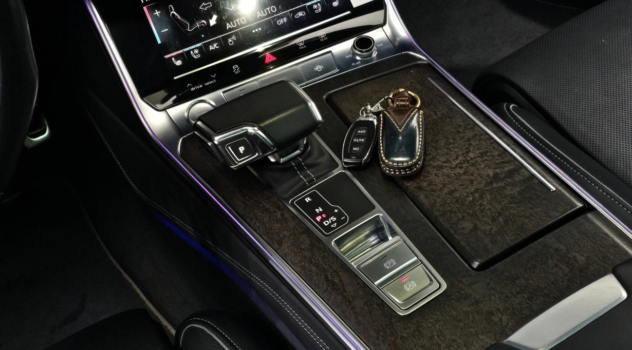 Audi A7 RS7 ПАКЕТ/ОБДУХВАНЕ/360 КАМЕРИ/МАСАЖ/BANG & OLUFSE, снимка 13 - Автомобили и джипове - 54296979