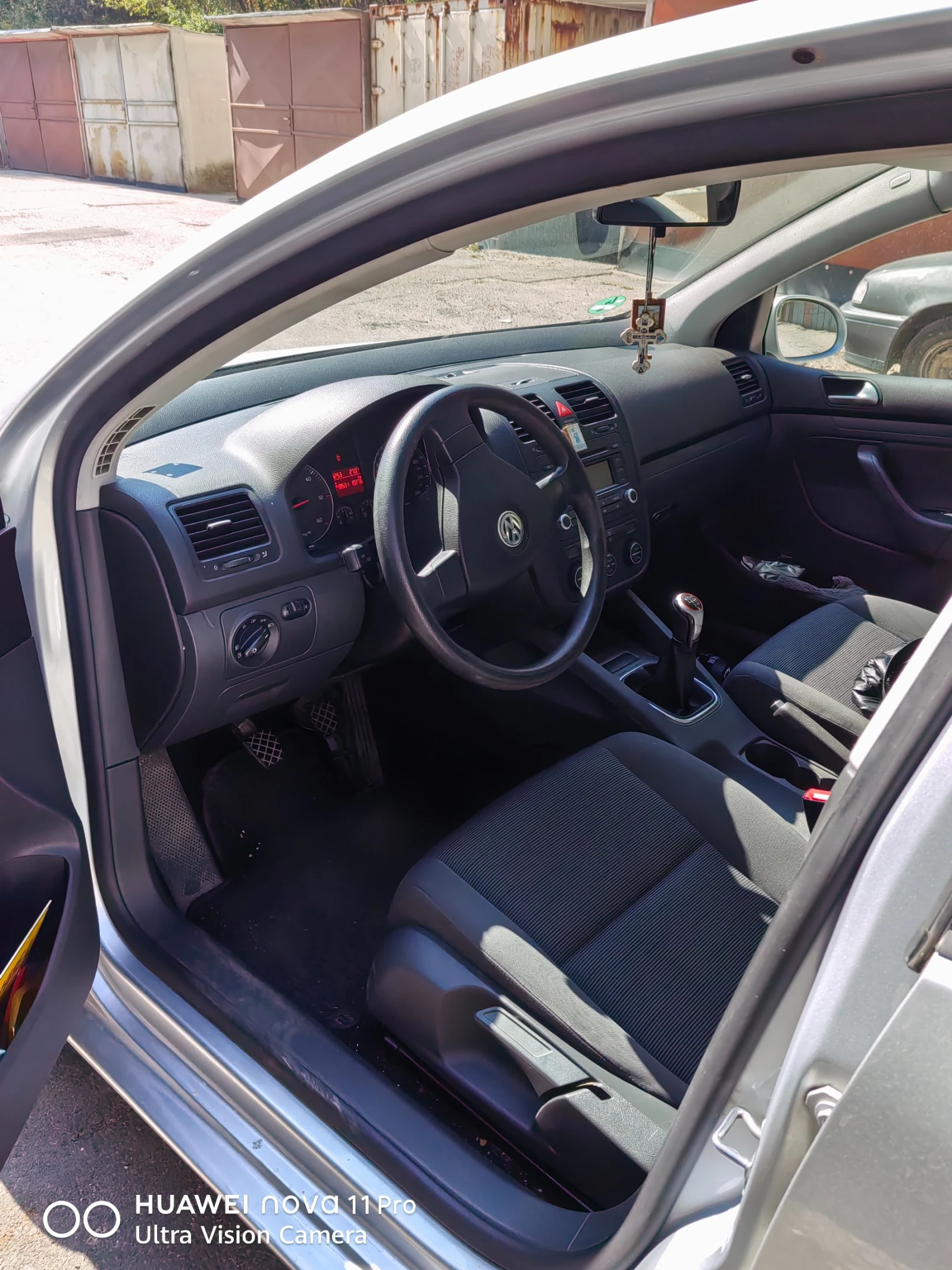 VW Golf, снимка 5 - Автомобили и джипове - 54632711