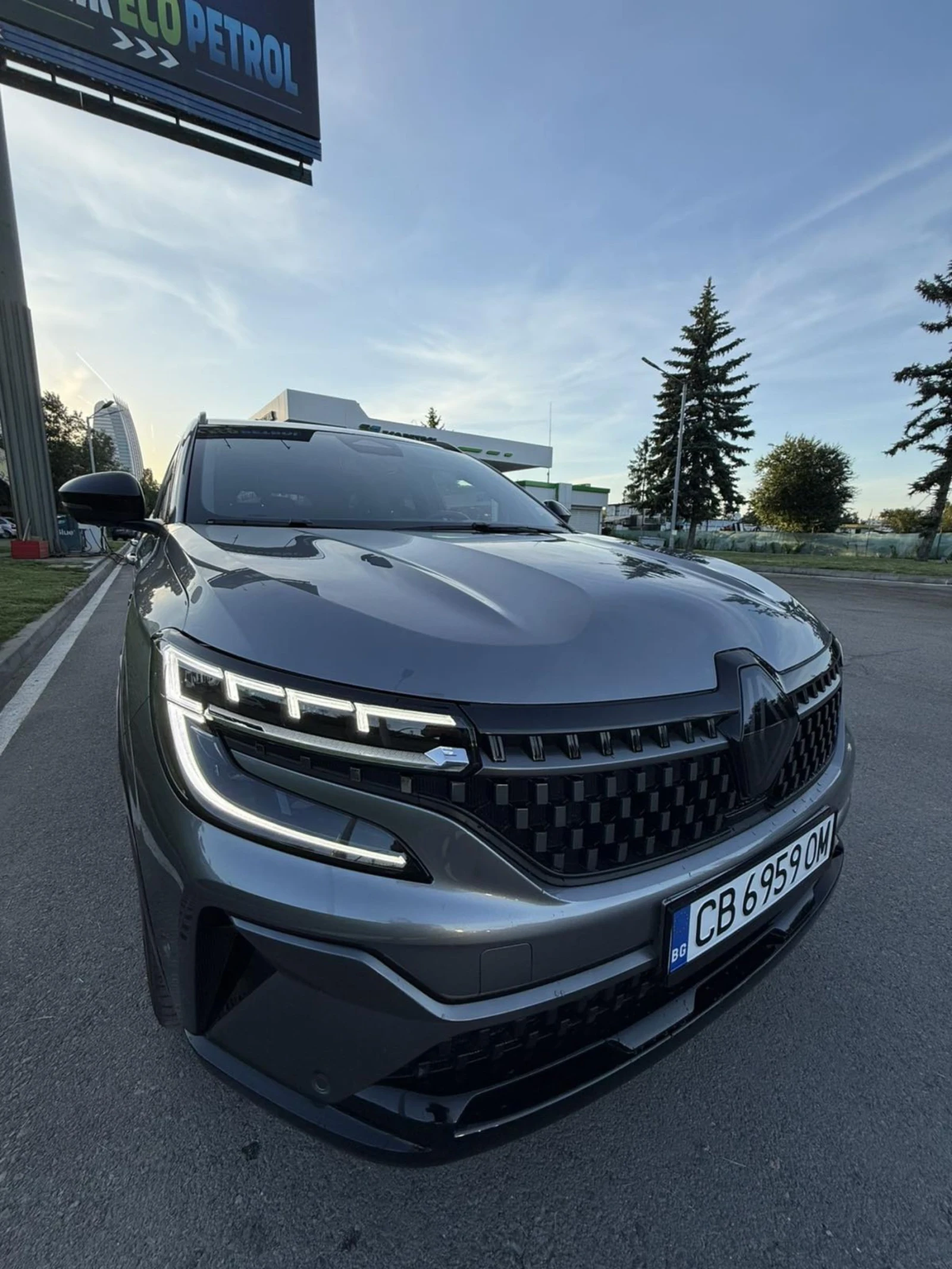 Renault Austral  FULL HYBRID 39000КМ, FULL ЕКСРИ, снимка 2 - Автомобили и джипове - 54715738