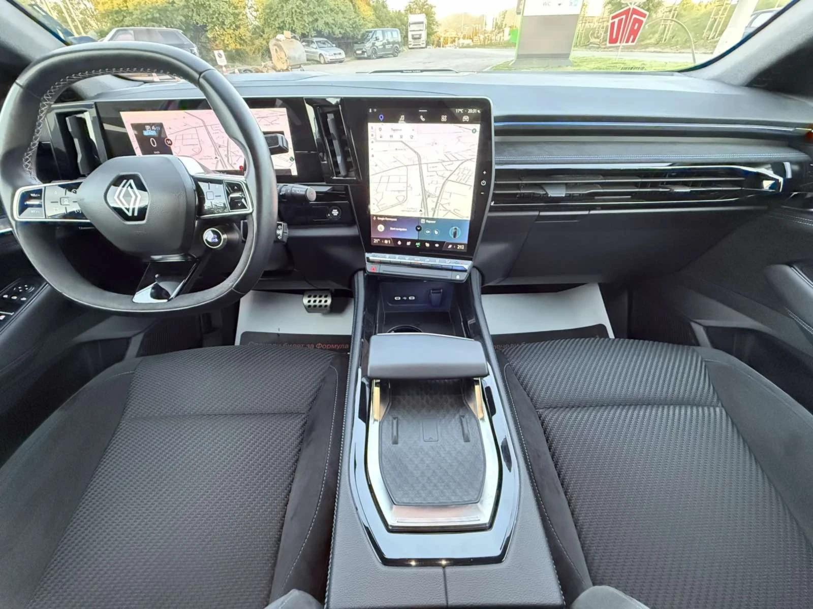 Renault Austral  FULL HYBRID 39000КМ, FULL ЕКСРИ, снимка 10 - Автомобили и джипове - 54715738