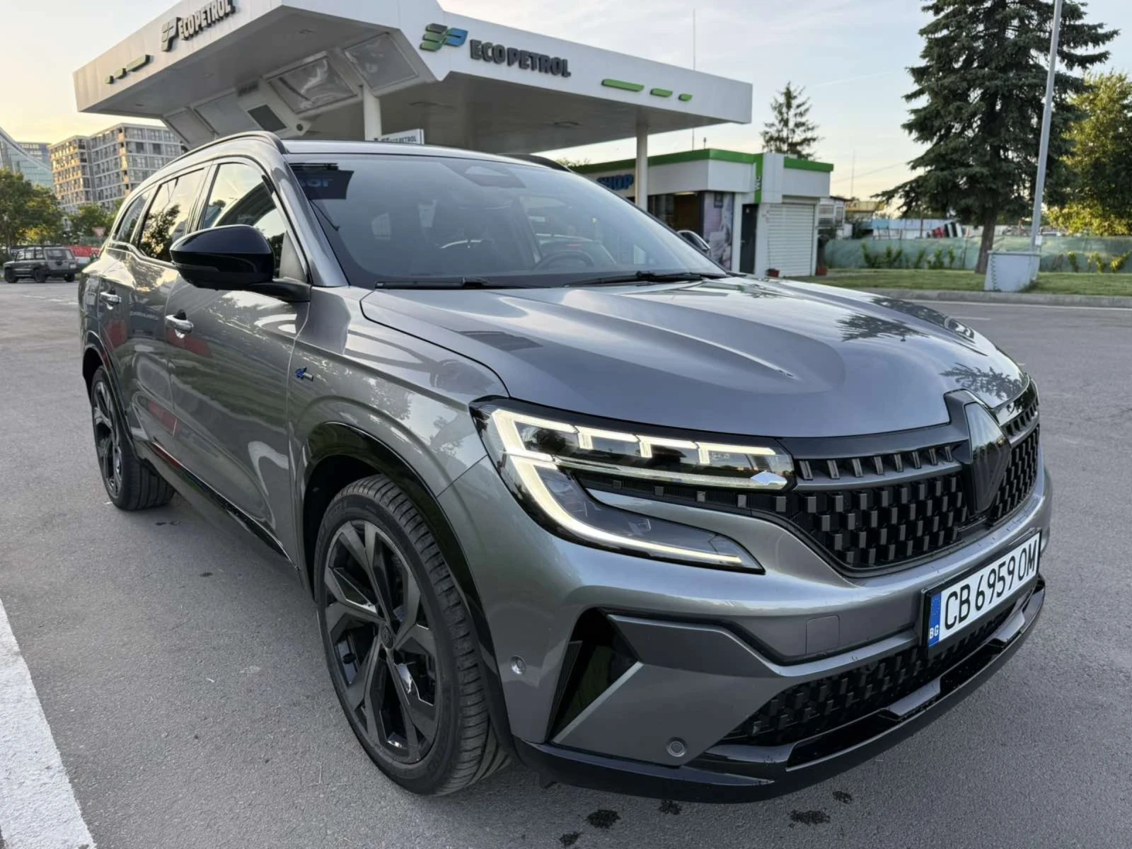 Renault Austral  FULL HYBRID 39000КМ, FULL ЕКСРИ, снимка 3 - Автомобили и джипове - 54715738