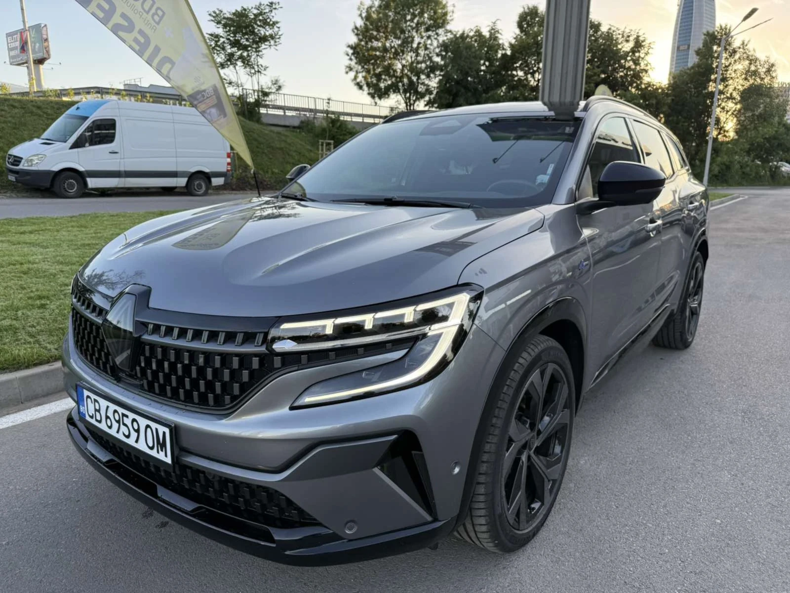 Renault Espace HYBRID 39000КМ