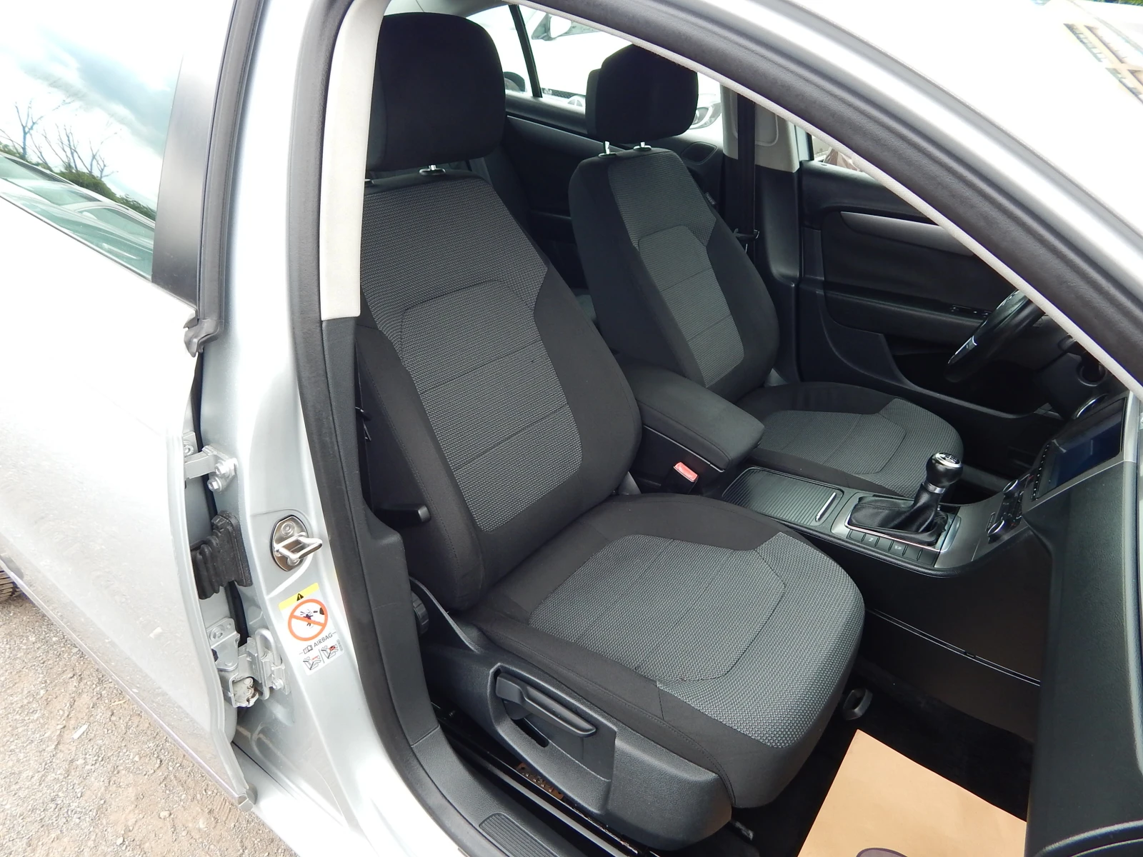 VW Passat 2.0TDI* 231000km.* , снимка 17 - Автомобили и джипове - 54738915