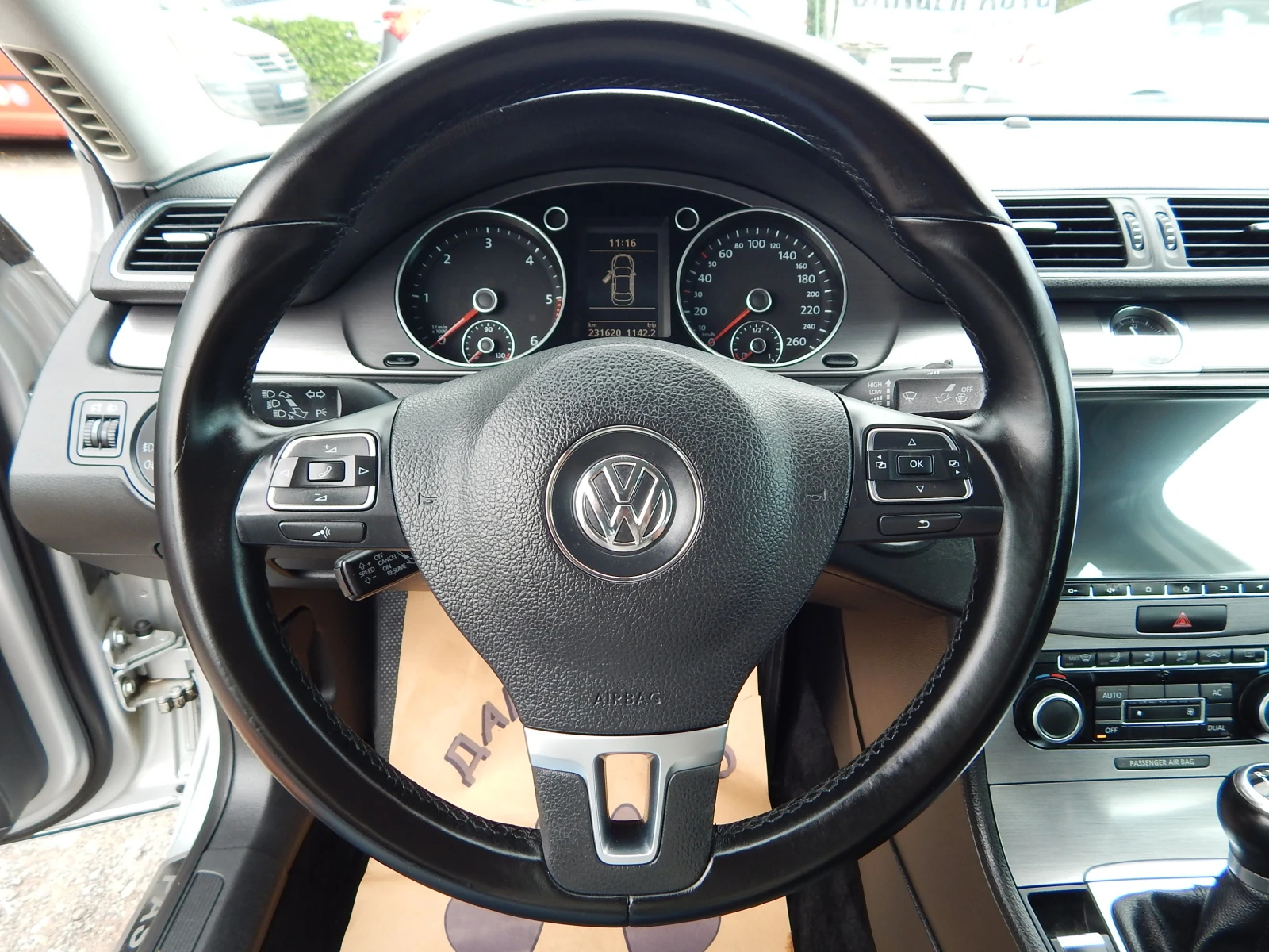 VW Passat 2.0TDI* 231000km.* , снимка 13 - Автомобили и джипове - 54738915