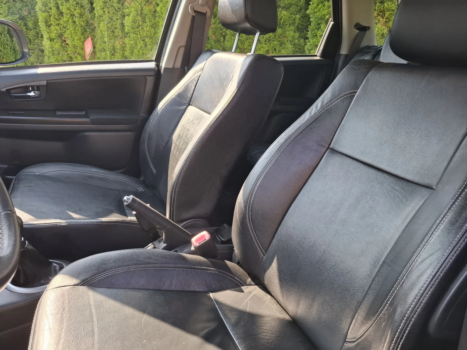 Fiat Sedici 1.6i FACE КОЖА 4x4 120hp, снимка 10 - Автомобили и джипове - 55385529