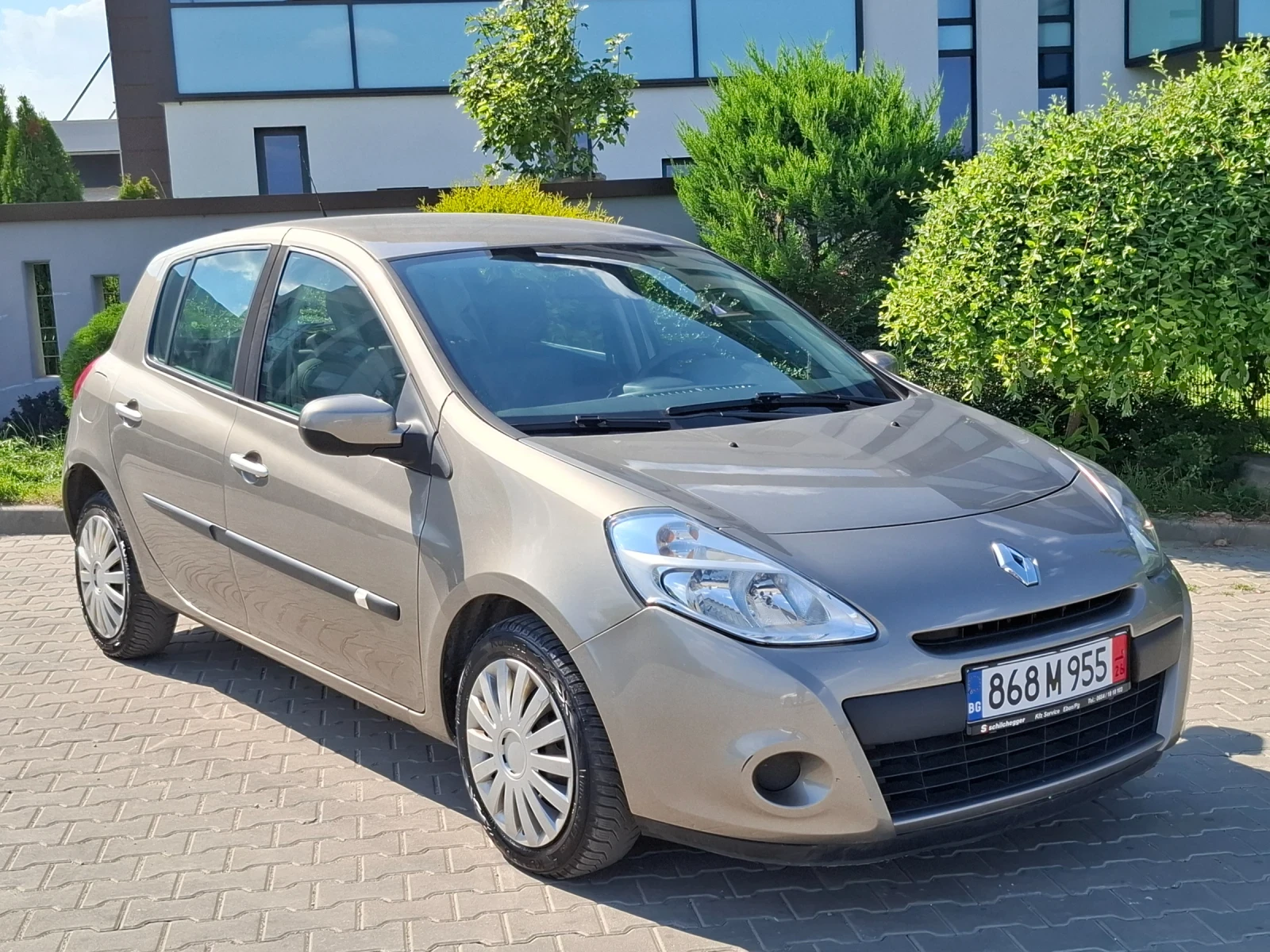 Renault Clio 1.2i* (75кс)* FACELIFT* НОВ ВНОС* , снимка 9 - Автомобили и джипове - 55593227