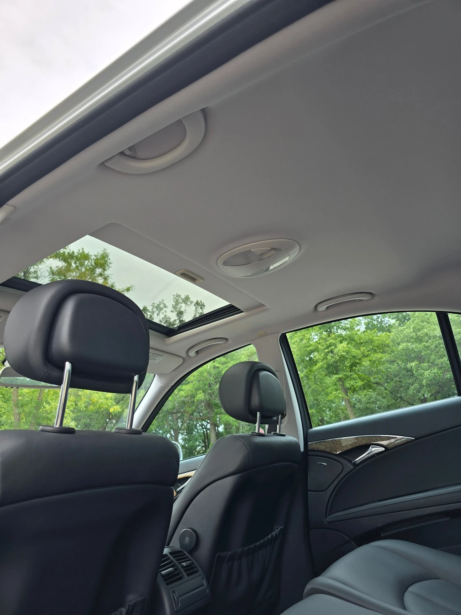 Mercedes-Benz E 320 * ПОДГРЕВ* MEMORY PACKAGE* ПОДГРЕВ НА ВОЛАН, снимка 12 - Автомобили и джипове - 55988854