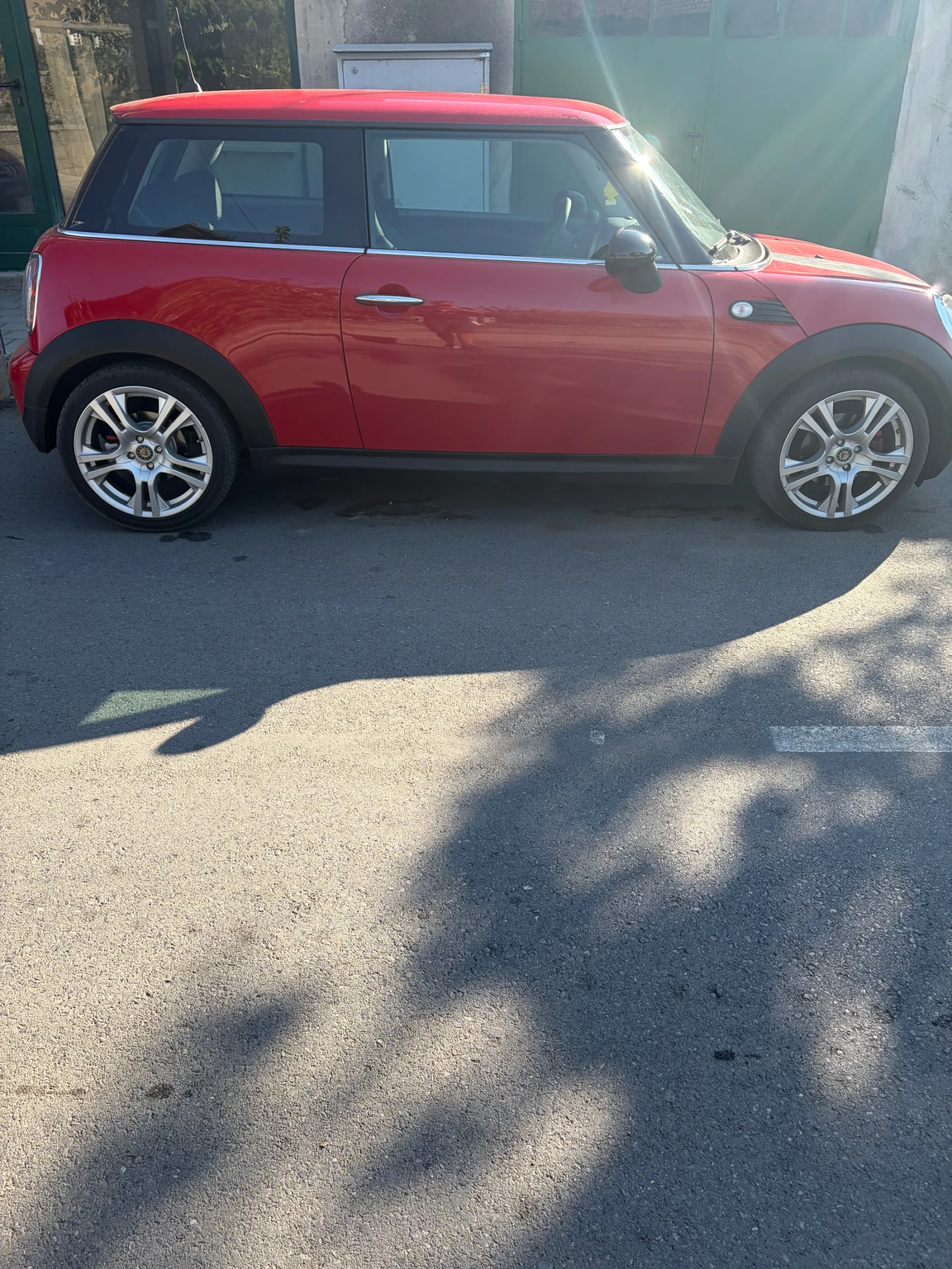 Mini One, снимка 2 - Автомобили и джипове - 56228636