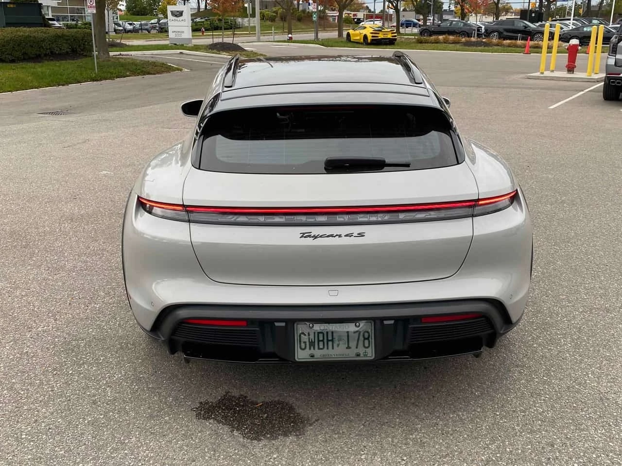 Porsche Taycan 4S | CARFAX | БЕЗ ИНЦИДЕНТИ, снимка 5 - Автомобили и джипове - 56675550